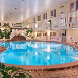 By Capital Vacations Destin